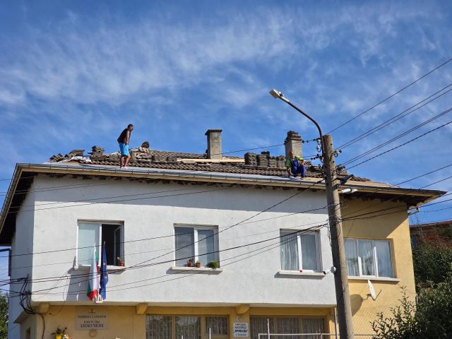 Покриви в Цялата страна — снимка от работата на БИЛДИНГ СТРОЙ-Р ЕООД